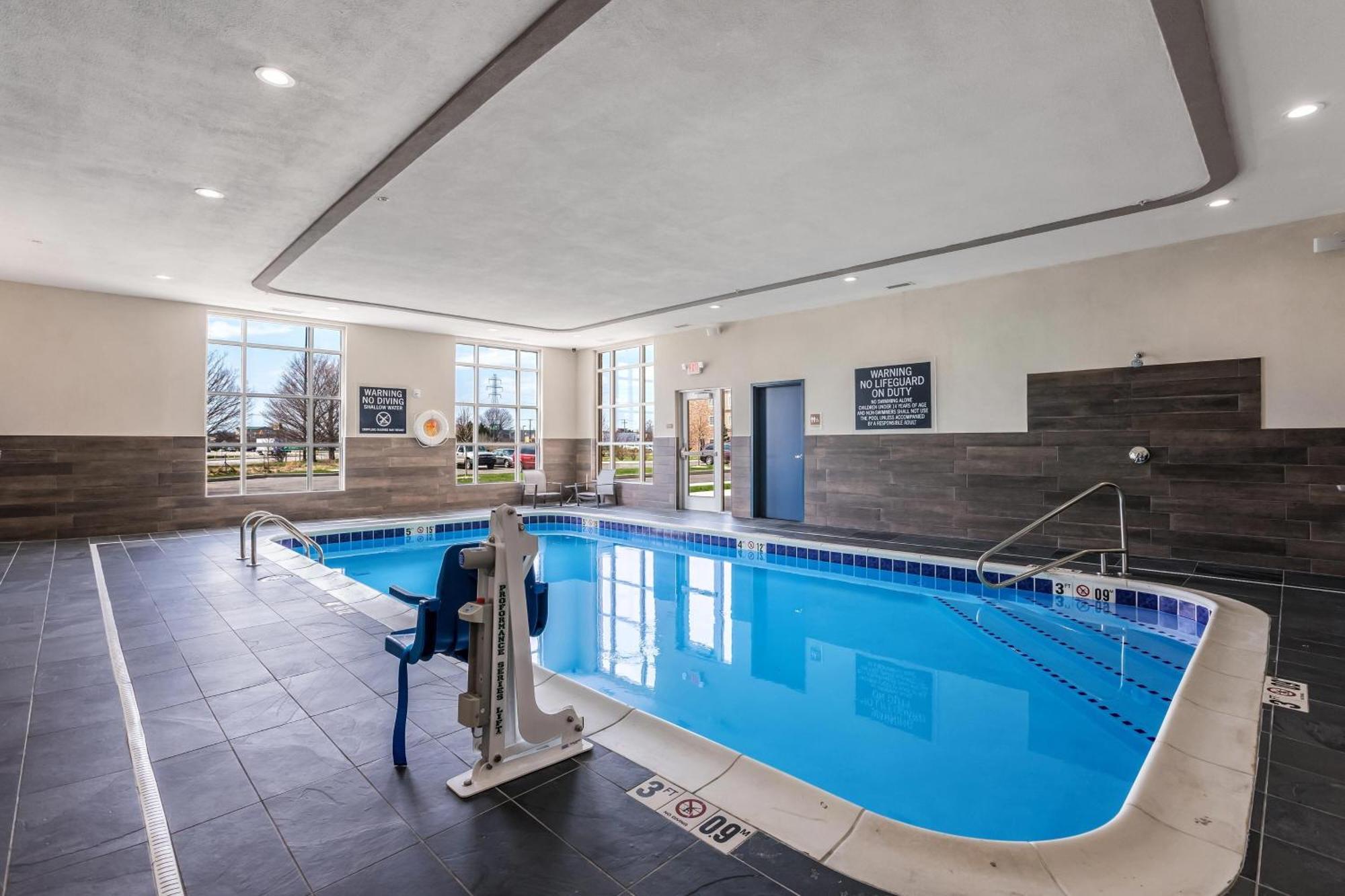 Four Points By Sheraton Elkhart Eksteriør bilde