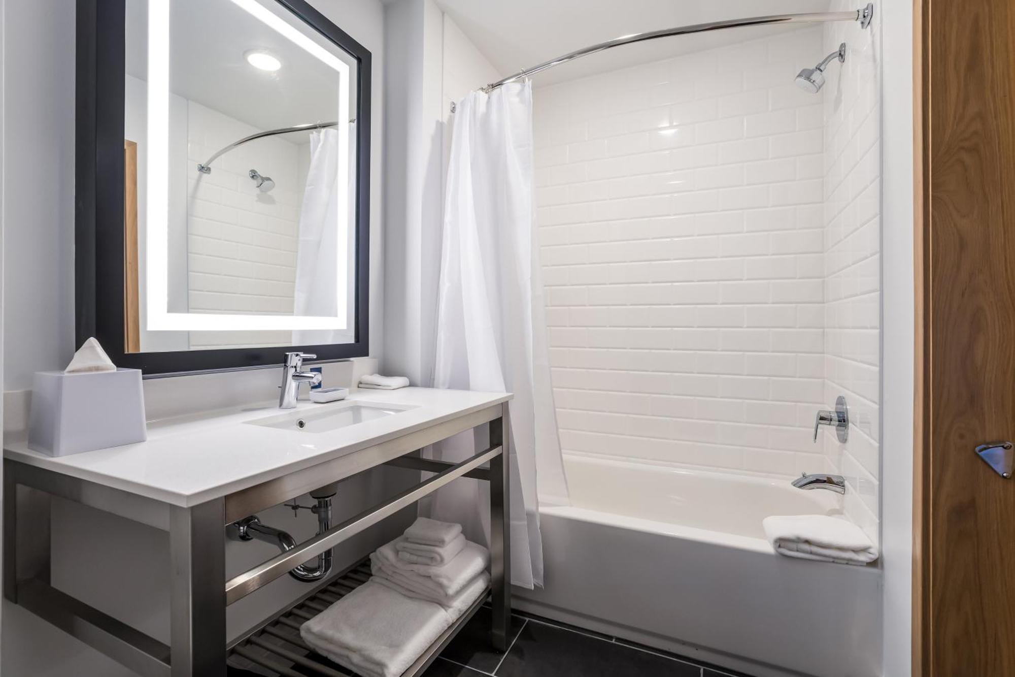 Four Points By Sheraton Elkhart Eksteriør bilde